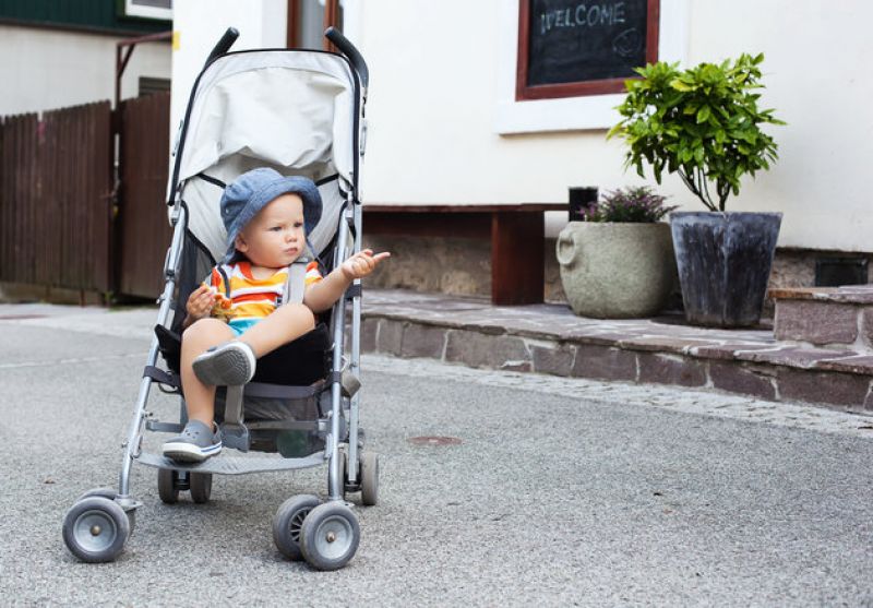 Babies in prams exposed to 60% more pollution than parents