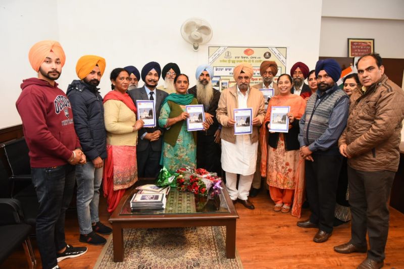 Mahan kosh Bhai Kahan Singh Naba