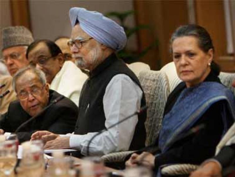 Sonia Gandhi and Manmohan Singh 
