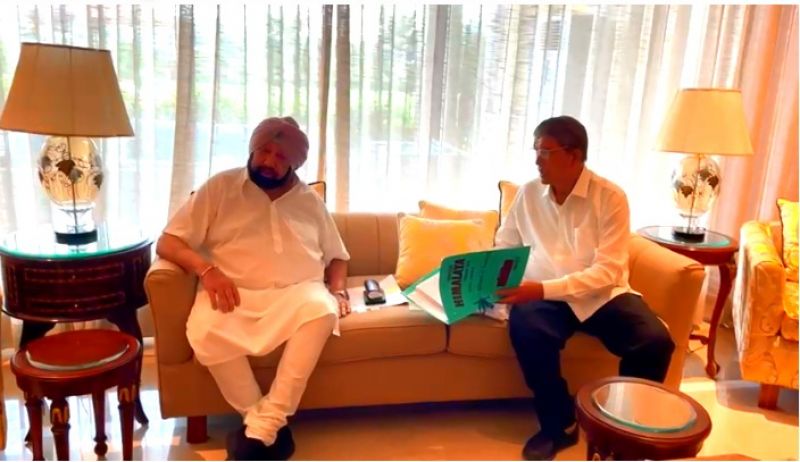 Harish Rawat meets Captain