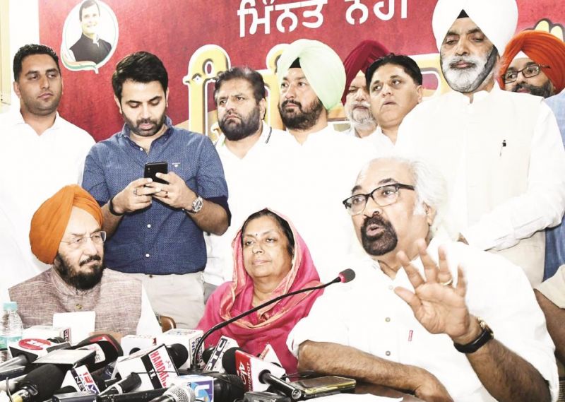 Sam Pitroda during press conference