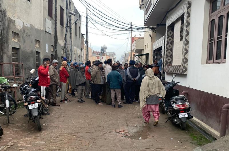  Three members of family commit suicide