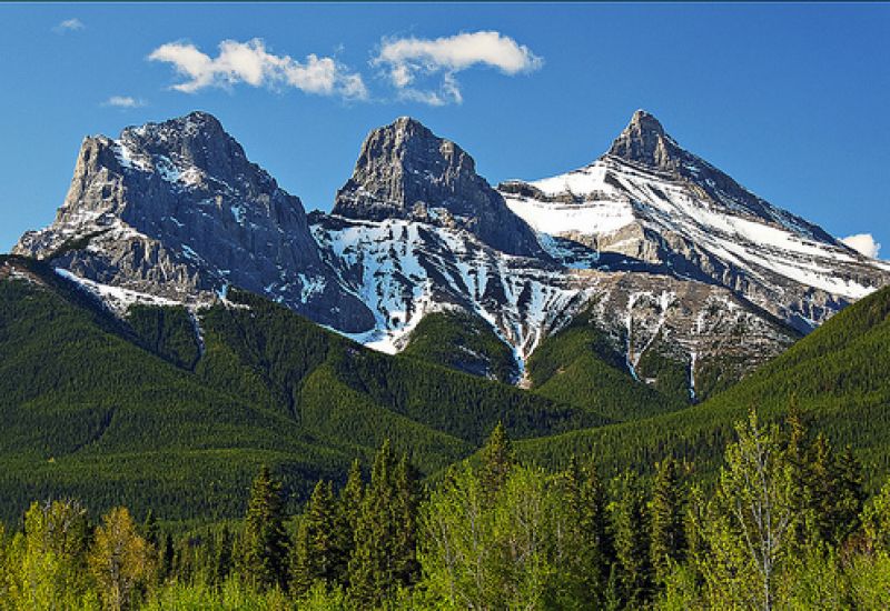 Three Sisters CANADA