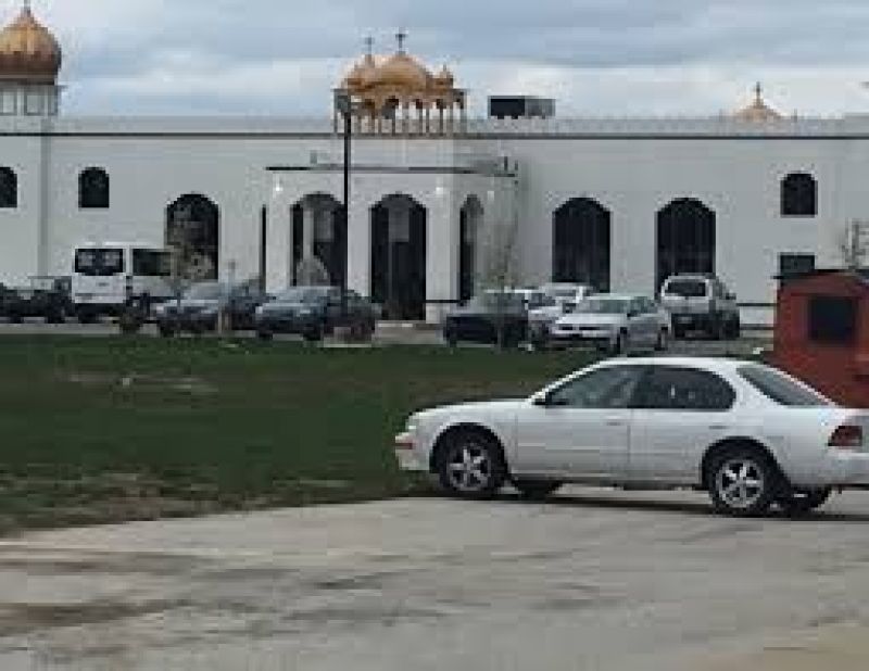  Four injured during clashes in Indiana's Gurdwara