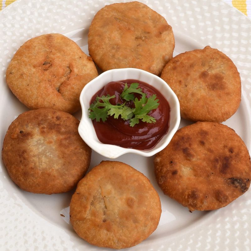 Pyaz Kachori Recipe