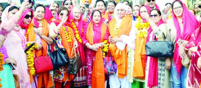 Jatha of 60 Akali Dal women