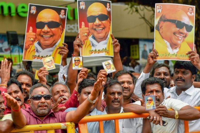M Karunanidhi is No more 