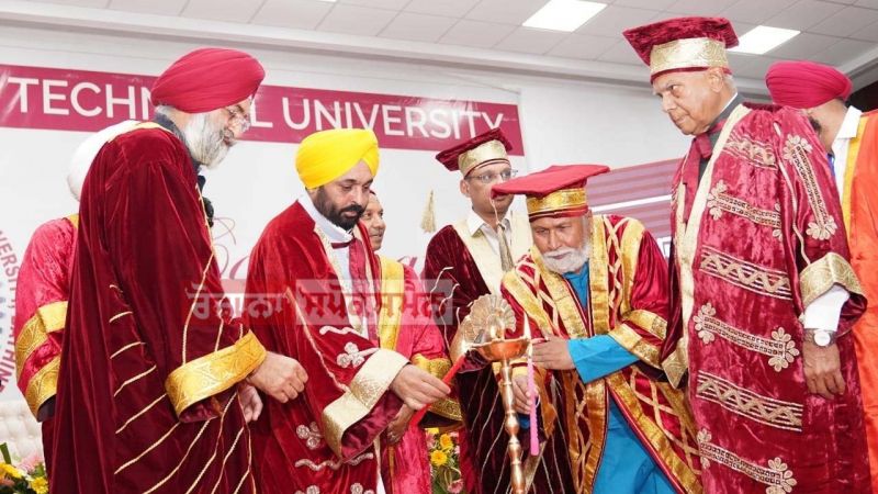 PUNJAB GOVERNOR BANWARILAL PUROHIT, CHIEF MINISTER BHAGWANT MANN CONFER DEGREES DURING FIRST CONVOCATION OF MRSPTU