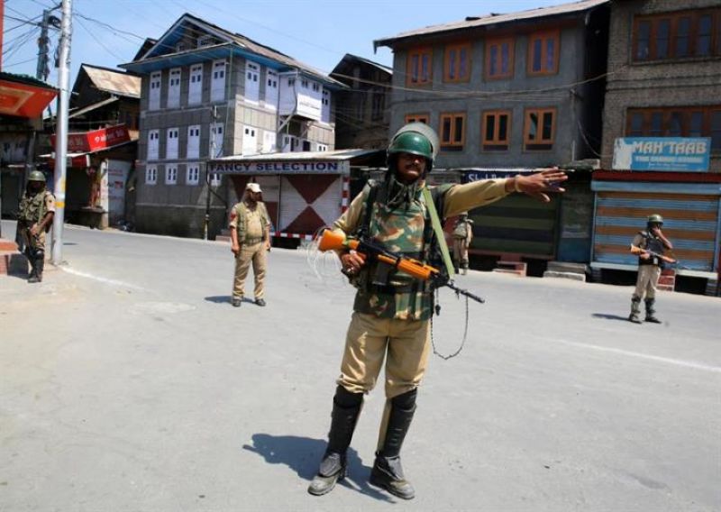Fresh restrictions imposed in parts of Srinagar