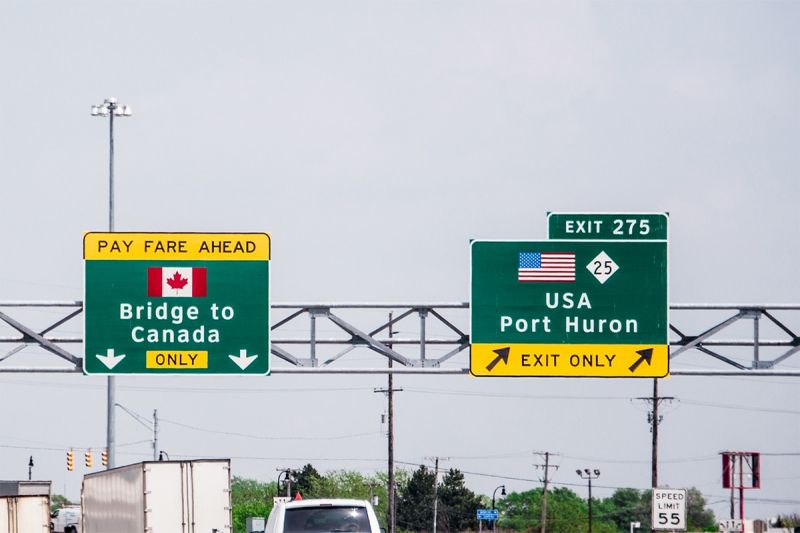 US Canada Border