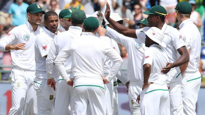 South Africa senior players should throw first punch at ‘big dogs’ India : Philander