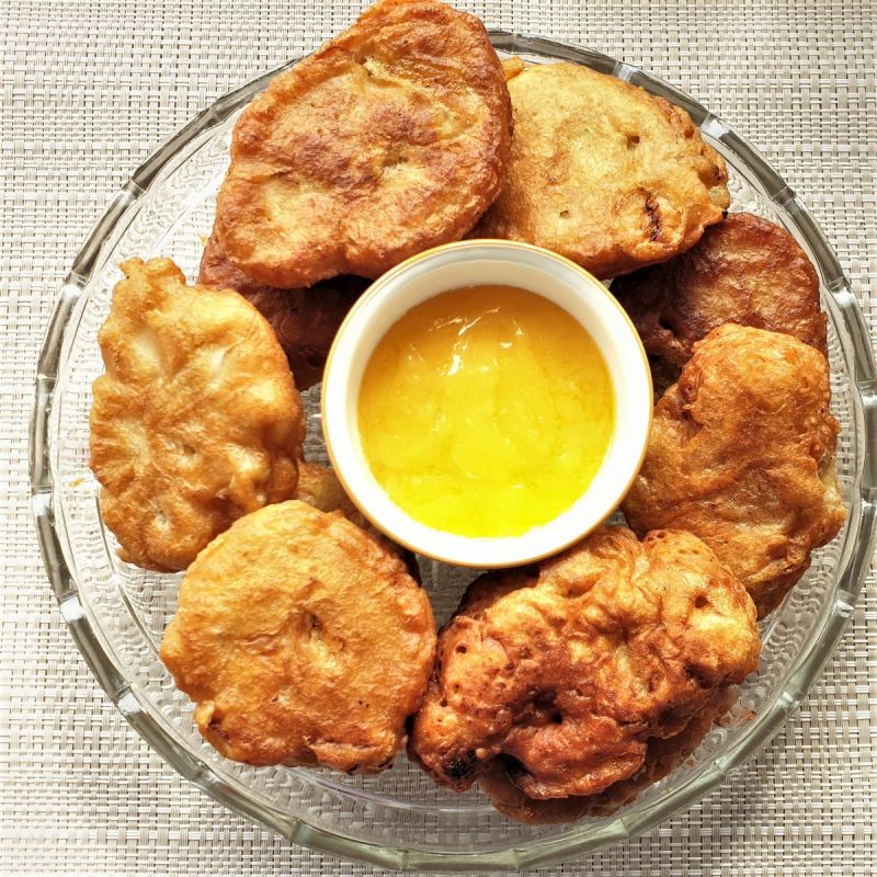 Make banana fritters at home