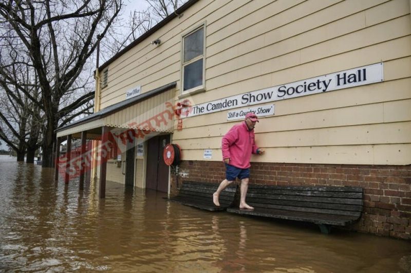 Sydney floods impact 50,000 around Australia's largest city