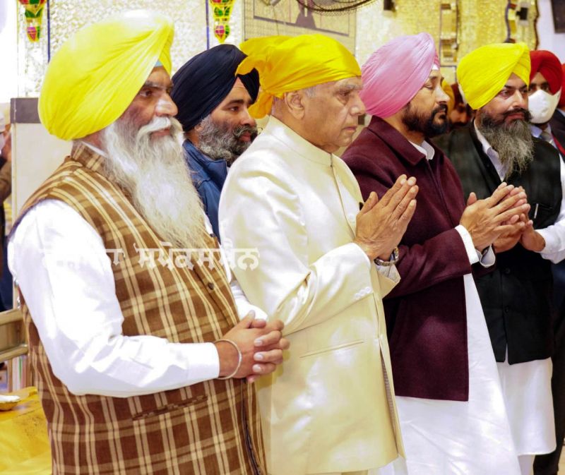 Dastan-e-Shahadat dedicated to Mankind