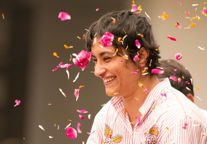 Vinesh Phogat was welcomed like a champion News