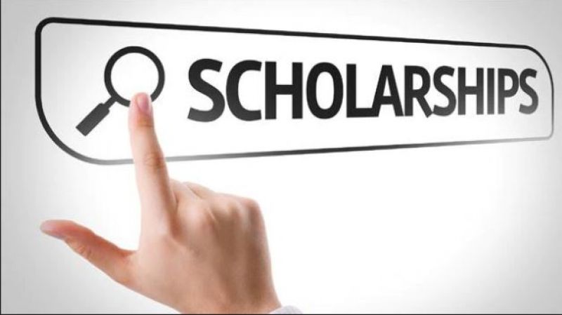motor mechanics son gets scholarship of 20 lakh