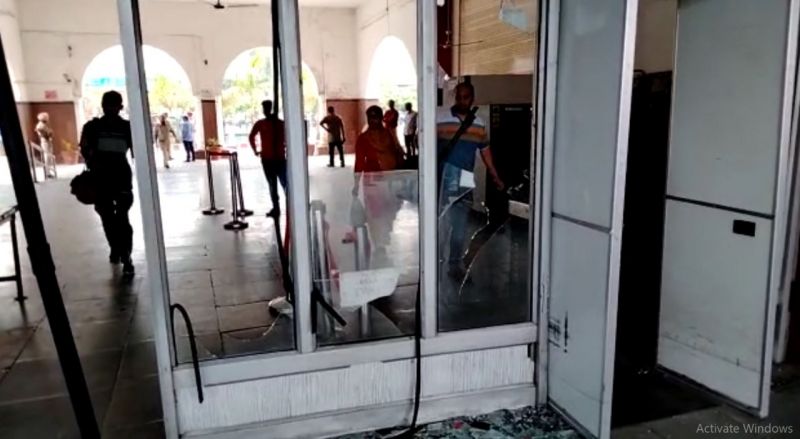 Youths vandalize railway station in Ludhiana over Agnipath scheme, 17 trains canceled