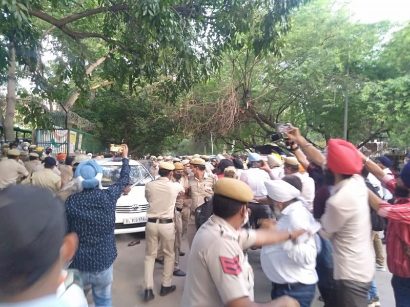 Ruckus at Directorate of Gurdwara Elections
