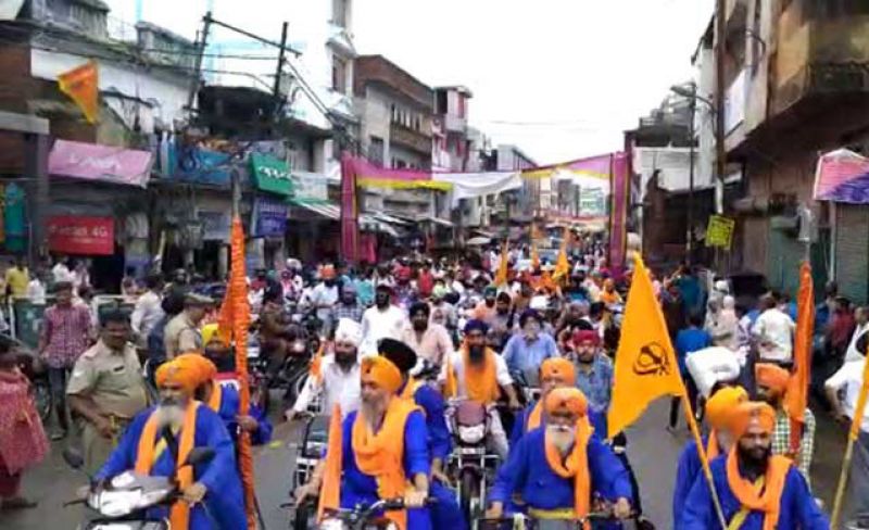 International Nagar Kirtan departs from Lucknow