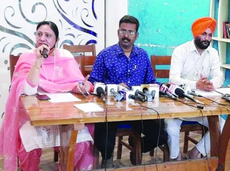 Dera follower Veerpal now compared Sauda Sadh to Guru Arjan Dev Ji