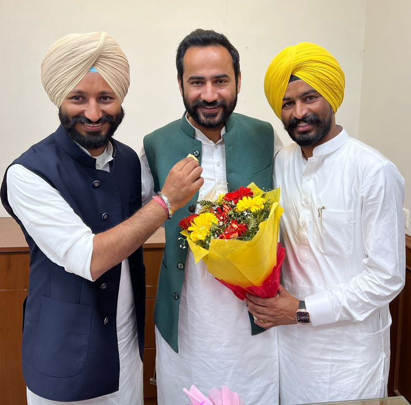 Education Minister Meet Hayer