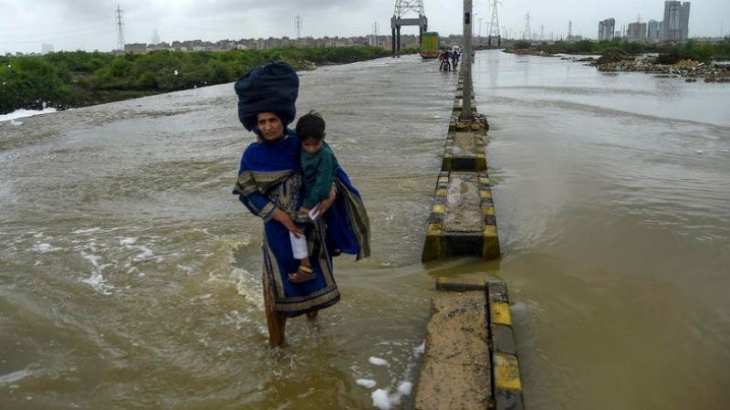Monsoon rains inundate Pakistan, cause 28 deaths