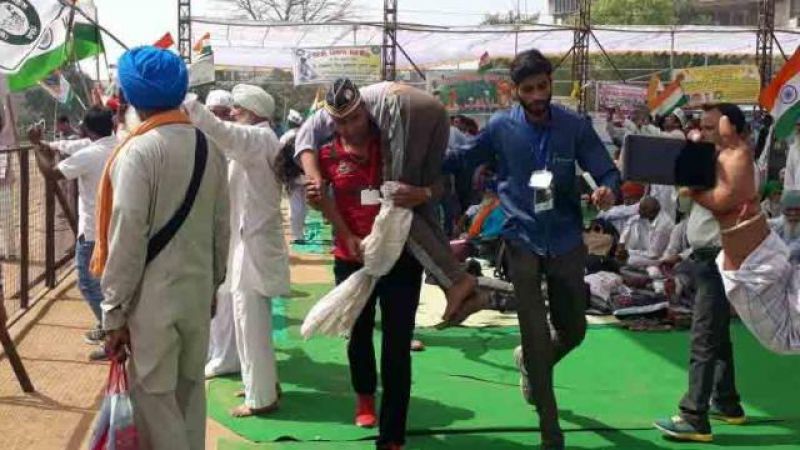 Anna Hazare Third Day of Hunger Strike