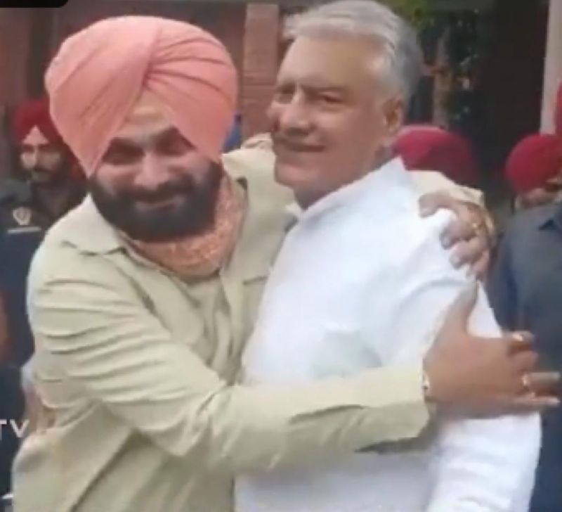 Navjot Sidhu Meets Sunil Jhakar 