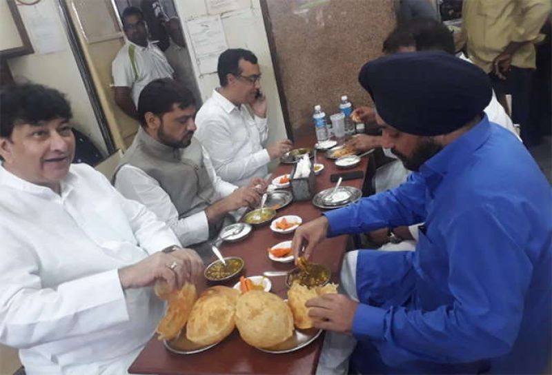 Congress Leaders Ate At Restaurant Before Protest Fast