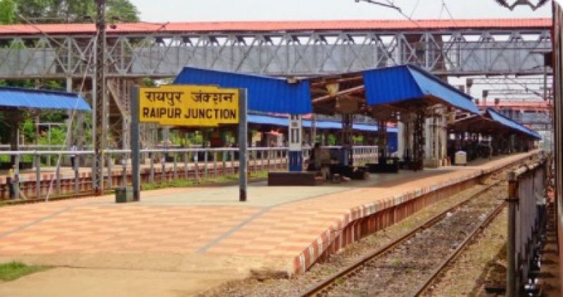 Blast hits CRPF special train at Raipur railway station, 4 personnel injured