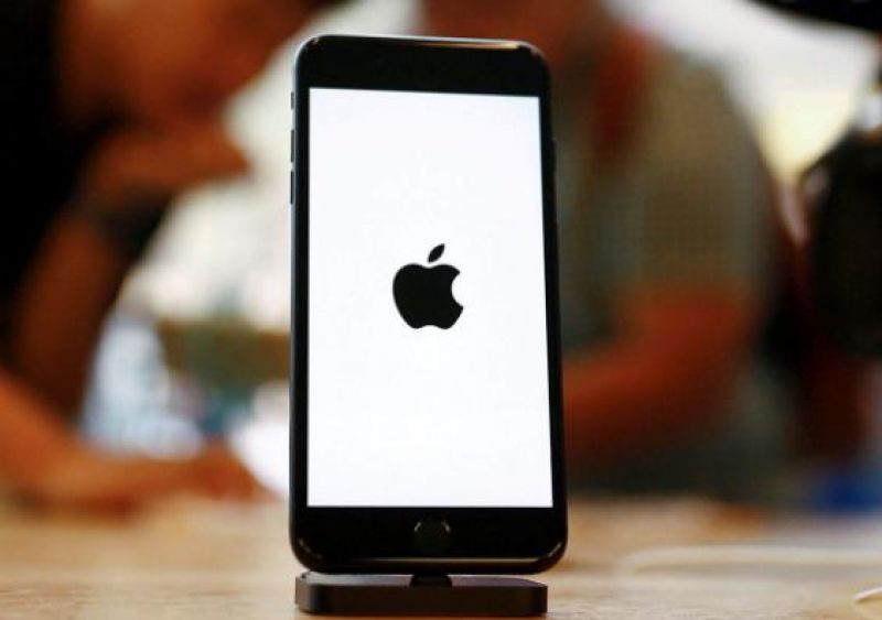 Youth killed after falling from train while chasing mobile phone snatcher