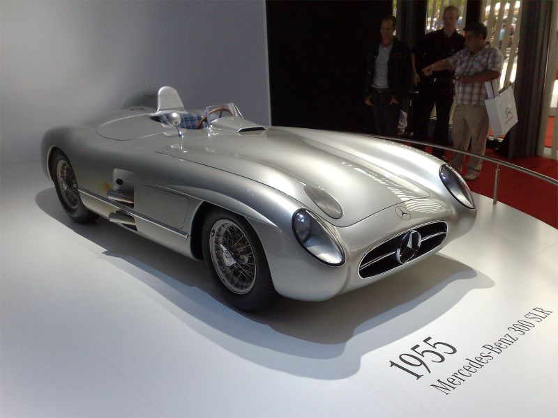 Mercedes Benz 300 SLR auctioned at 142 million