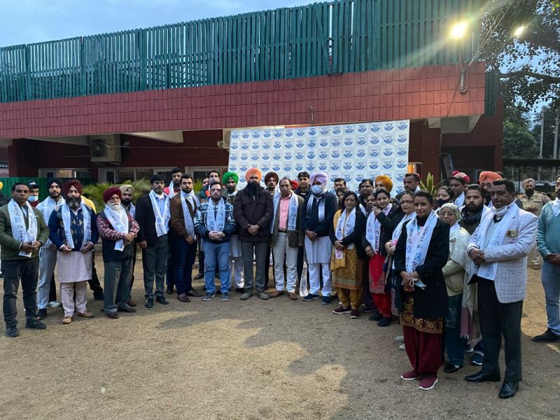 Senior Congress leader and former secretary of the Bar Association joined AAP