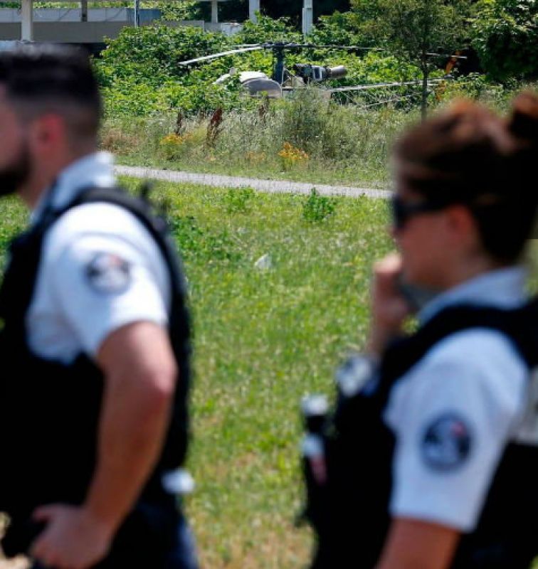 Prisoner escaped from jail by flying Helicopter