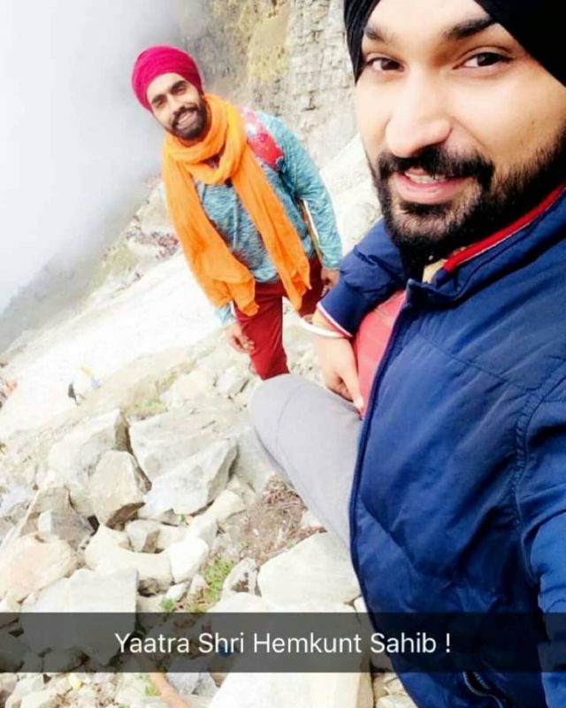 Ammy Virk at Hemkunt Sahib 