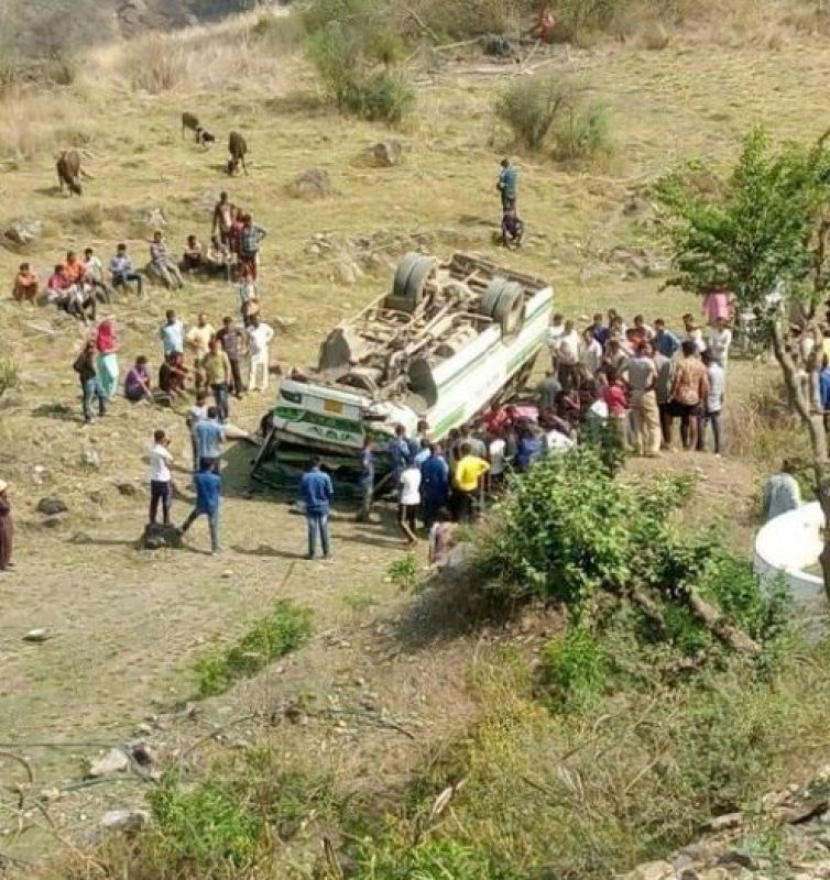 7 people killed in as bus fell into gorge in himachal pradesh