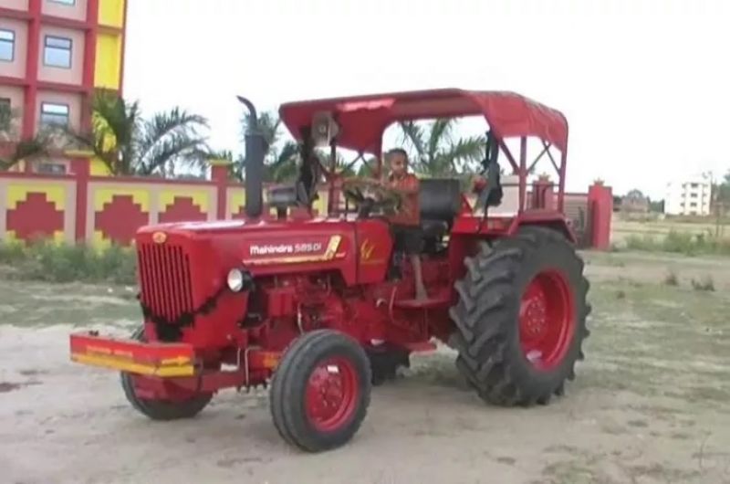 Shabdar Driving Tractor
