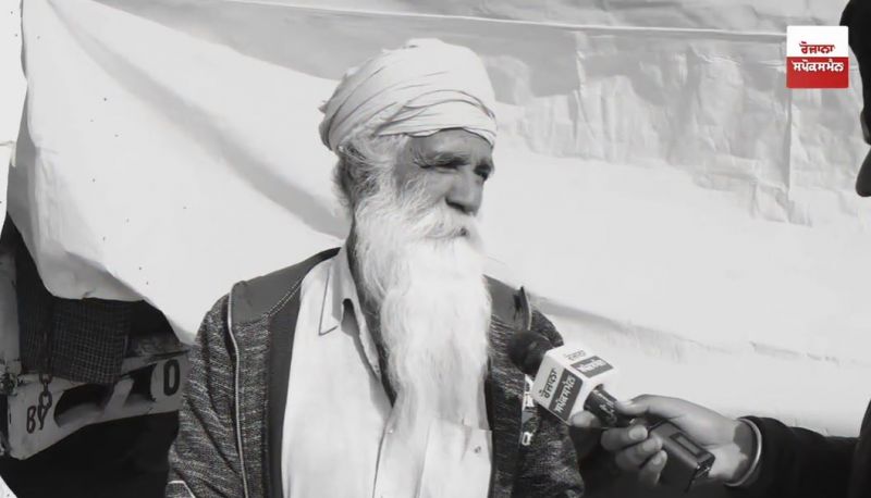 Charanjit Singh Surkhab with farmer