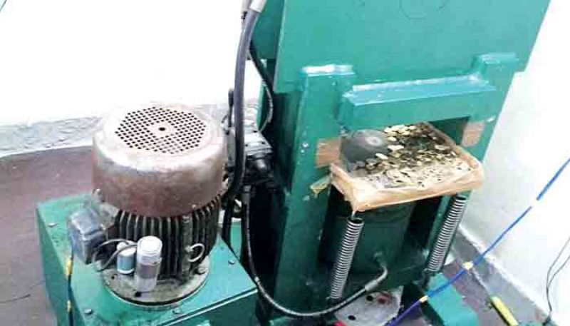 Five rupees of fake currency making factory exposed