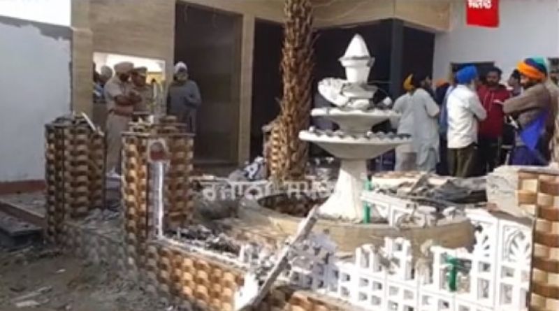 Mischievous miscreants broke park Inside Gurdwara Sahib