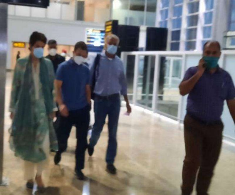 Sunil Jakhar flies to Delhi with Rahul Gandhi, Priyanka Gandhi