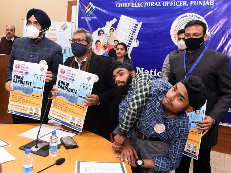 CEO Punjab hands-over Voter ID Cards to Sohna-Mohna & five more new voters