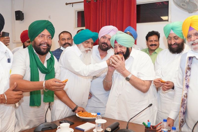 Punjab government has increased the price of sugarcane by Rs 35