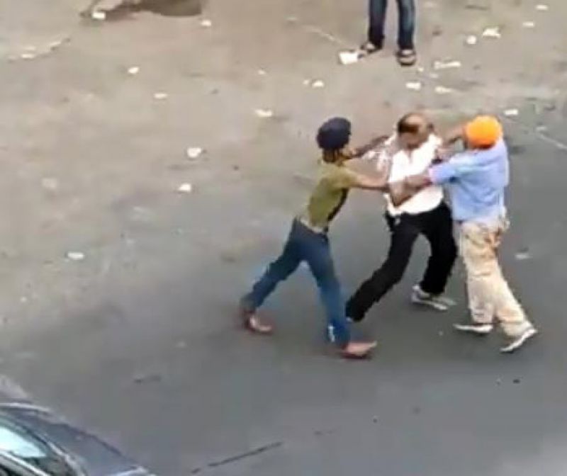  Sikh auto driver and his son were brutally thrashed by Delhi Police