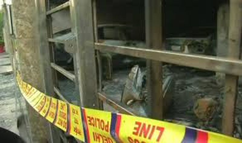 4 dead after fire kohat enclave delhi