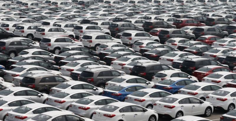 Automobile industry under intense pressure