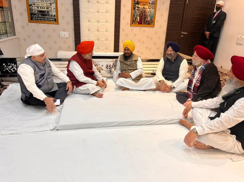 Amit Shah meeting with Akal Takht Jathedar