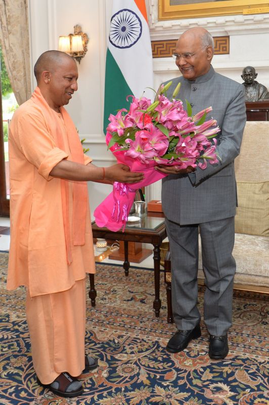 Yogi Adityanath meets President Kovind