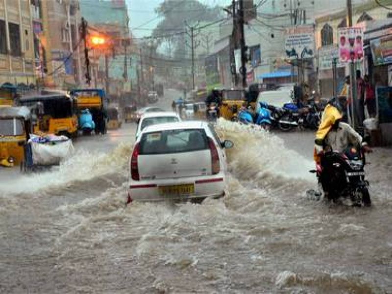 Heavy rain in hyderabad
