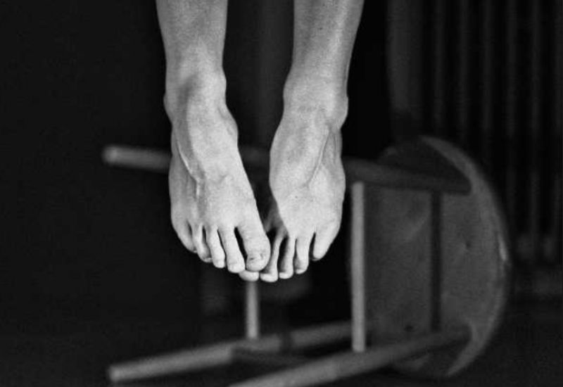 Father suicide after death of child 